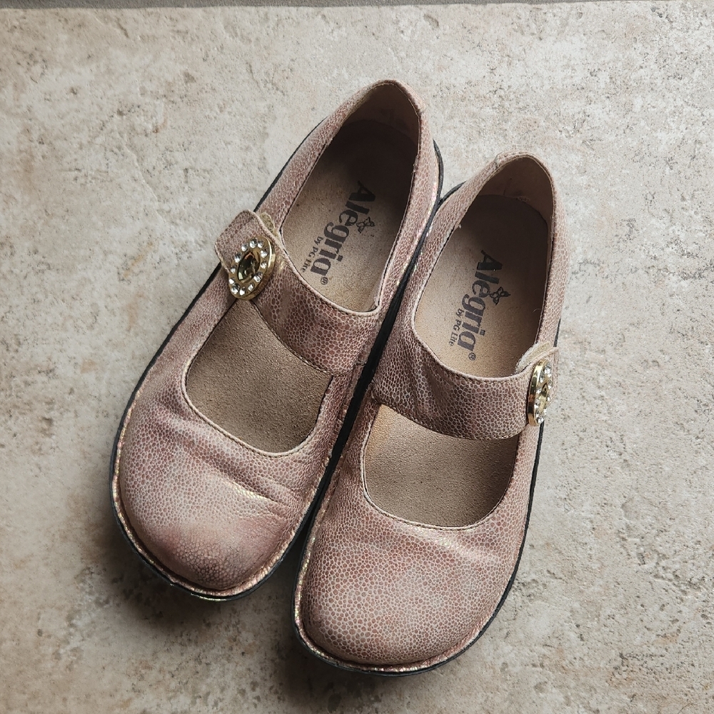 Alegria Pink Iridescent Mary Jane Shoes with Jeweled Buckle Sz 36 EU